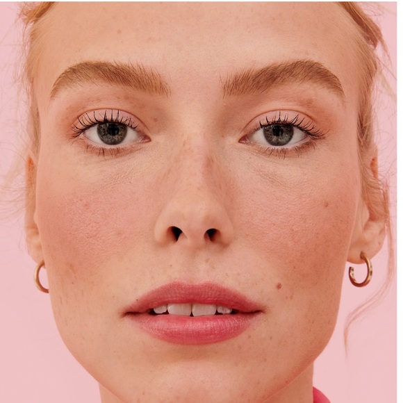 Benefit Cosmetics Hoola & WANDERful World Duo Mini Bronzer & Blush Value Set - Picture 4 of 5